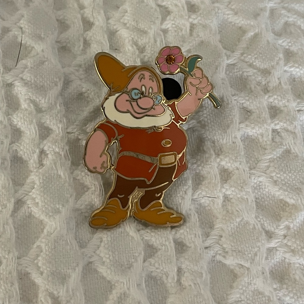 Disney Lanyard Pin | Doc (Snow White and the Seven Dwarves)